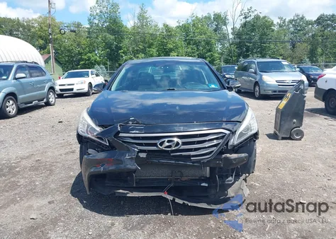 2016 Hyundai Sonata Limited z USA, uszkodzony, nr VIN 5NPE34AFXGH261673